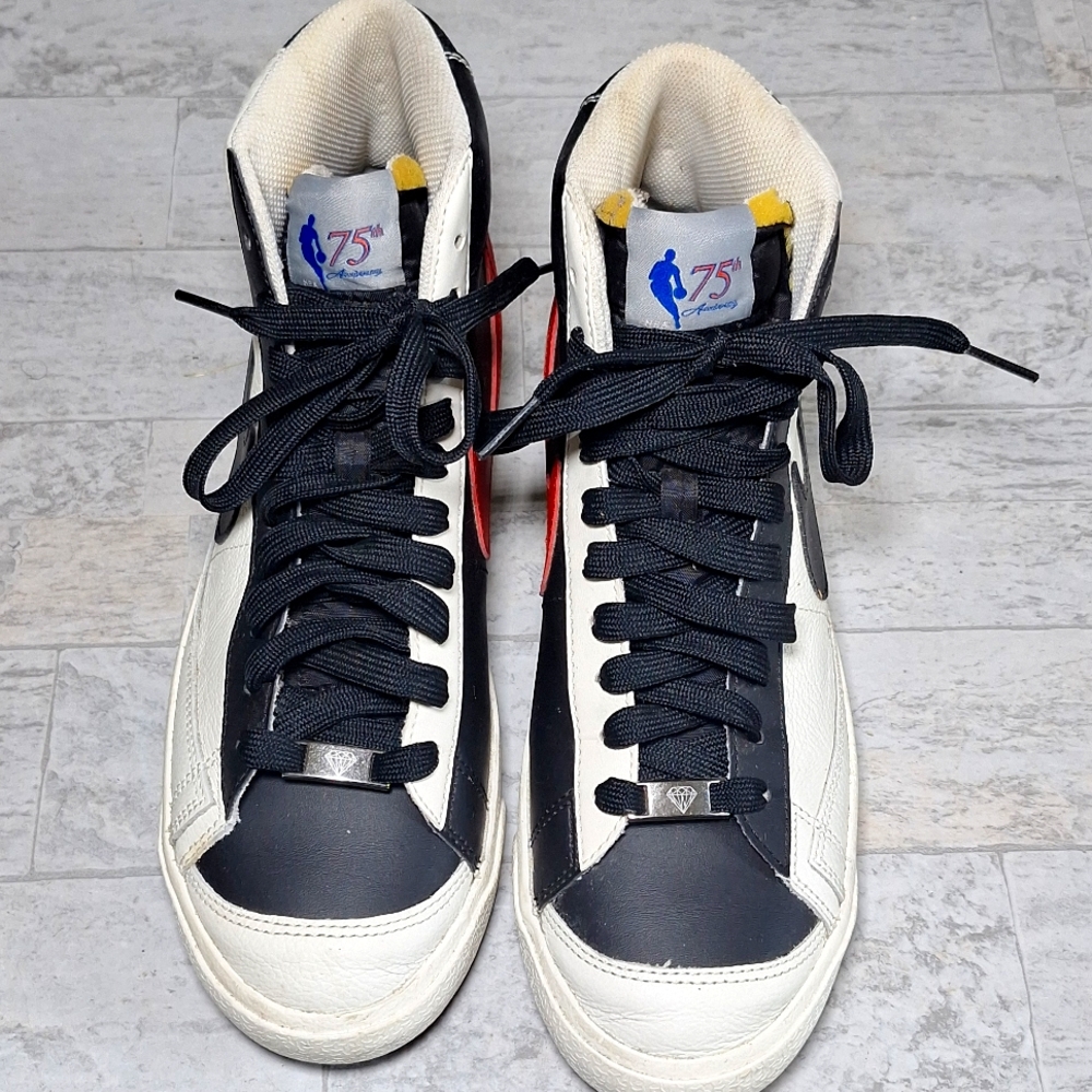 Nike Blazers Mid - 77 EMB